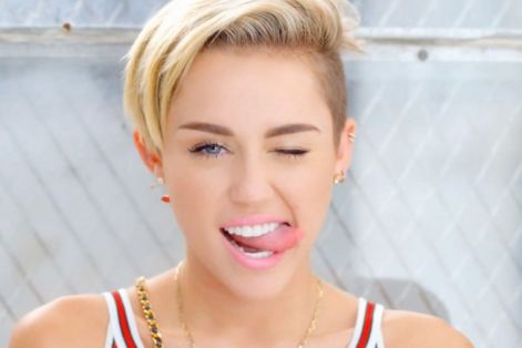will-made-it-miley-cyrus-juicy-j-and-wiz-khalifa-for-23-2304954-650x432.jpg